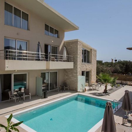 غوفي Michalianna Suites "By Checkin" المظهر الخارجي الصورة