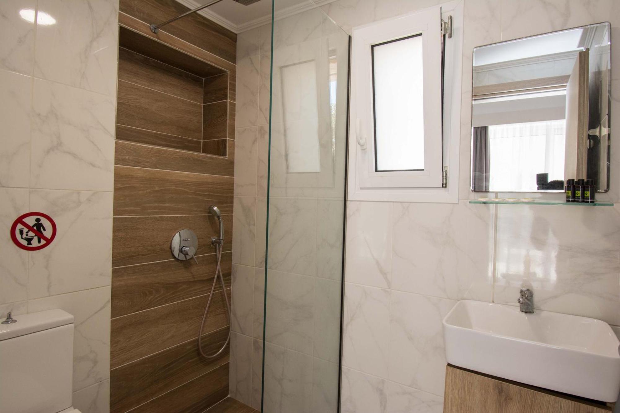 غوفي Michalianna Suites "By Checkin" المظهر الخارجي الصورة